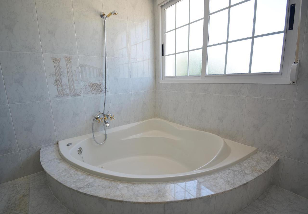Casa con jardín en Vilanova de Arousa Pontevedra Exterior foto